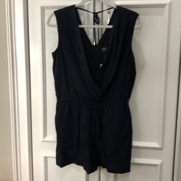 Ann Taylor Loft timber Navy SP - Picture 1 of 5